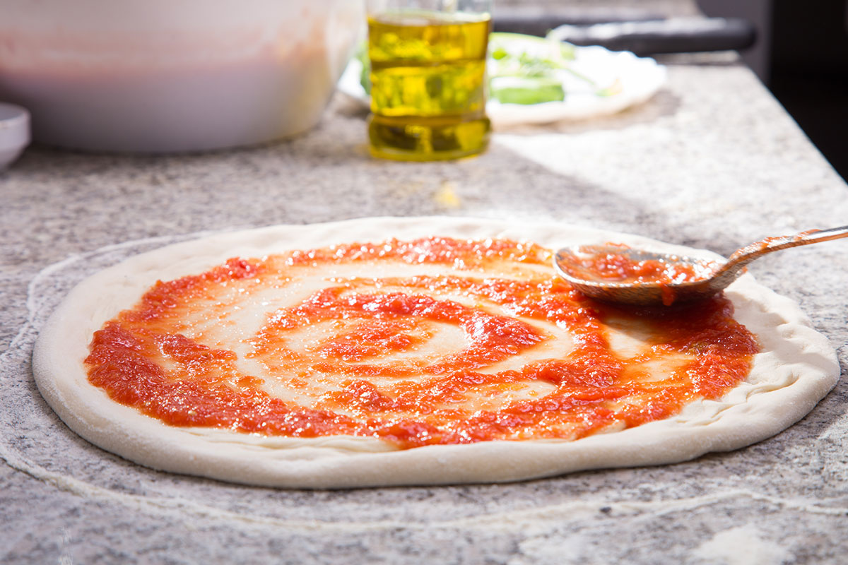 shutterstock_1152597023 beef pizza