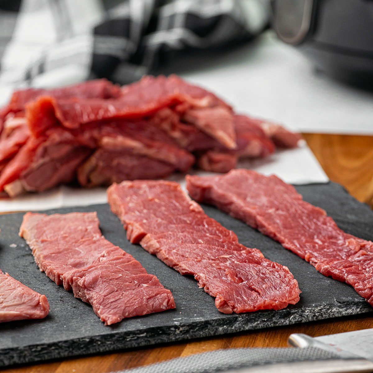 square_sts9984_01-21-2021-69.jpg air fryer jerky